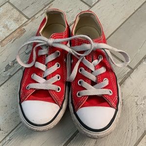 Kids red converse